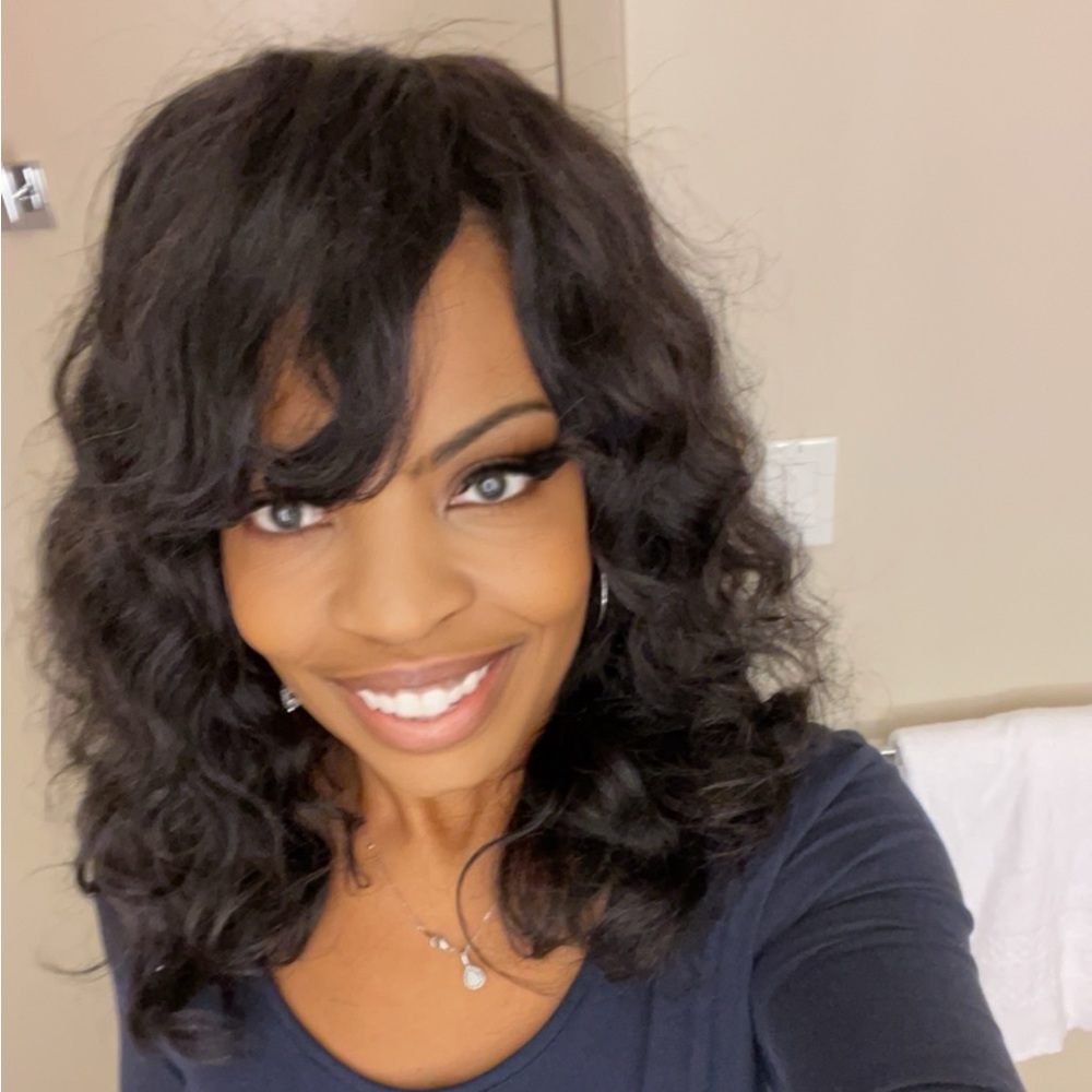 Meet your Posher, Laneisha